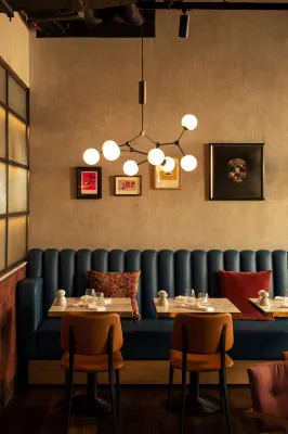 The Gantry London, Curio Collection by Hilton Restauration Photos