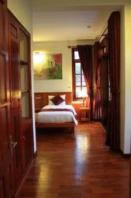 The Earth Villa Phòng Photos