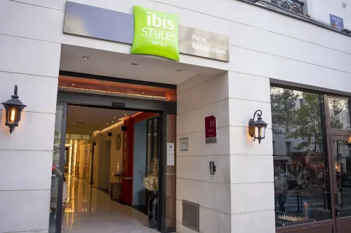 Ibis Styles Paris Batignolles Extérieur Photos