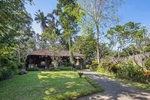 Ubud Raya Boutique Hotel Extérieur Photos