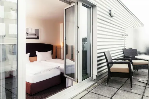 IntercityHotel Wien Photos