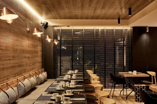 Ibis Styles Heraklion Central Restauration Photos