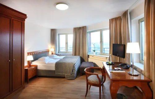 Lindner Hotel Frankfurt Main Plaza - JDV by Hyatt Photos
