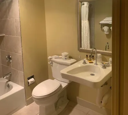 Best Western Plus Wilkes Barre Center City Rooms Photos