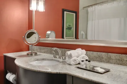 Crowne Plaza Houston Galleria Area Rooms Photos