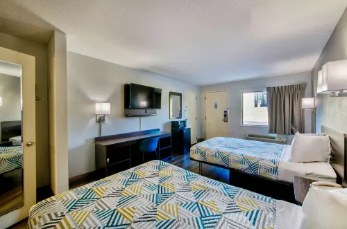 Motel 6 Birmingham, Al - Medical Center Rooms Photos