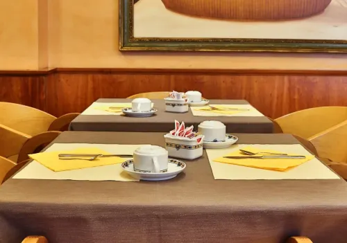 Best Western Hotel Artdeco Restauranger Photos