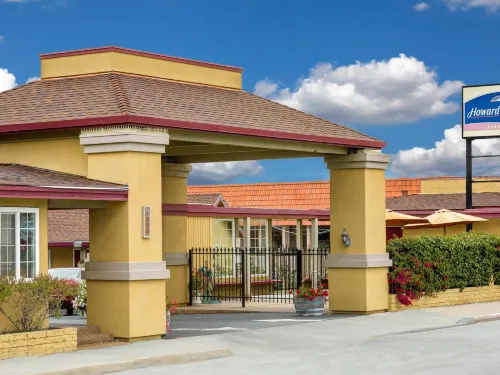 SureStay Hotel by Best Western Seaside Monterey Exterior Photos