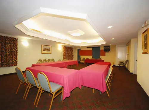Best Western la Place Inn Business Photos