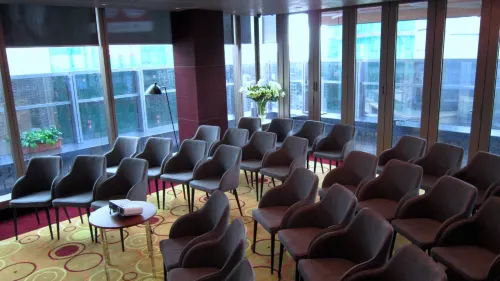 Hotel Indigo Hong Kong Island Business Photos