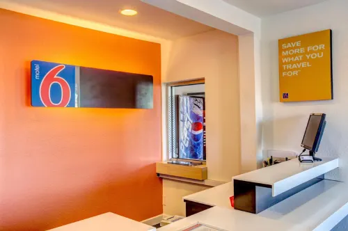 Motel 6 Murfreesboro, TN Public Areas Photos
