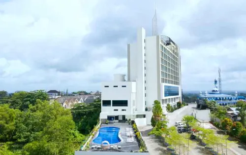 Platinum Hotel & Convention Hall Balikpapan Dekat Hotel Photos