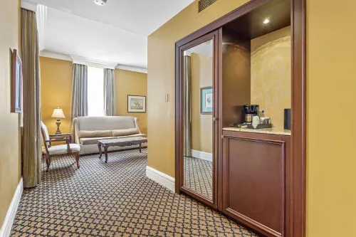 The Lafayette New Orleans by Kasa Photos