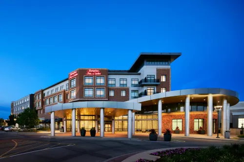 Hampton Inn & Suites Chicago/Mt. Prospect Exterior Photos