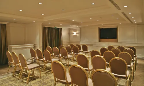 InterContinental Chantilly Chateau Mont Royal Business Facilities Photos