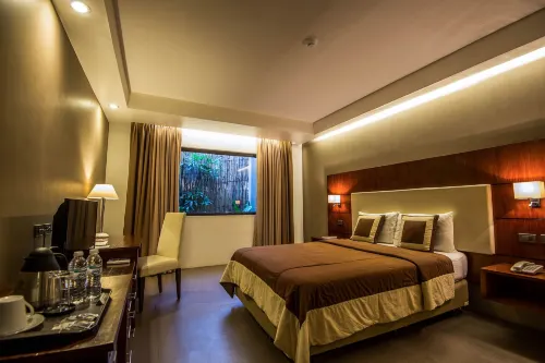 Ariana Hotel Photos
