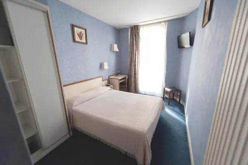 Hotel Royal Bergère Huoneet Photos