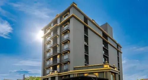 A.List Hotel Exterior Photos