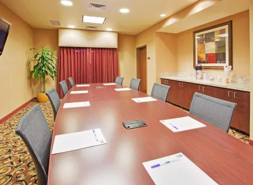 Holiday Inn Express & Suites Atascadero Business Facilities Photos