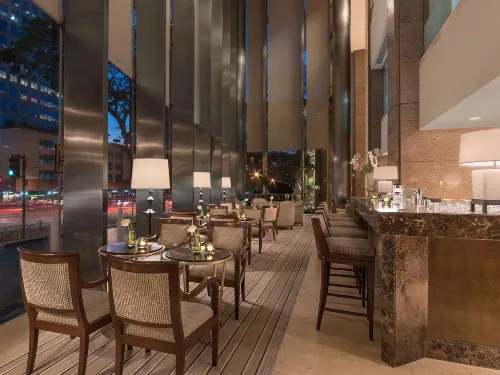 Discovery Primea, Manila Dining Photos