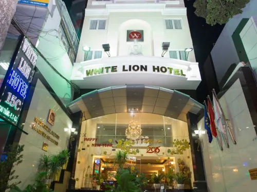 White Lion Hotel Rooms Photos