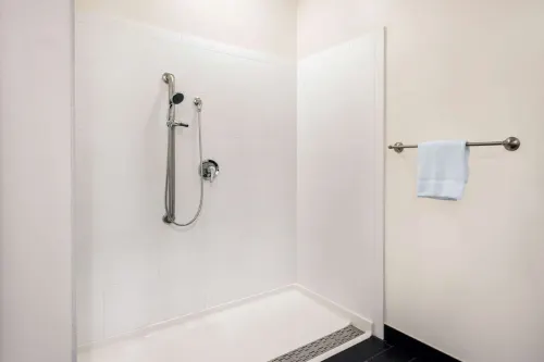 Howard Johnson by Wyndham Quincy/Boston Phòng Photos