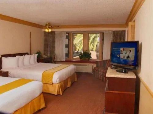 Historic Santa Maria Inn Rooms Photos