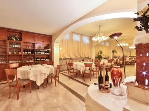 Best Western Grand Hotel Guinigi Ruokailu Photos