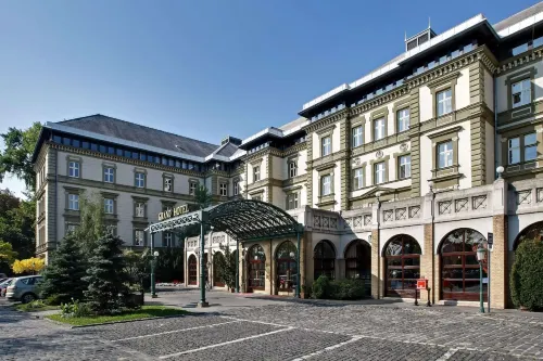 Ensana Grand Margaret Island Exterior Photos
