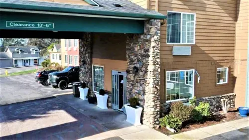 The Ashley Inn & Suites Exterior Photos