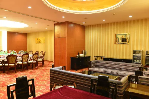 San Want Hotel Dining Photos