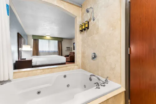 Best Western Plus Parkway Inn Leisure & Recreation Photos