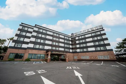 Benikea Hotel Jeju Esterni Photos