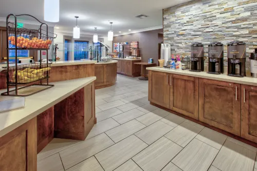 Staybridge Suites Corning Restauration Photos