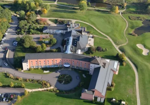 Mercure Luxembourg Kikuoka Golf and Spa Exterior Photos