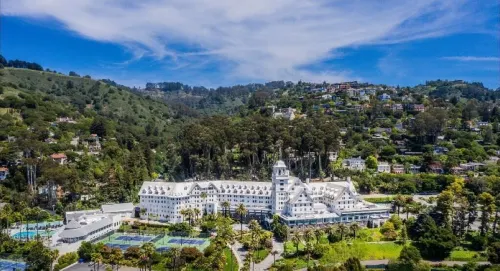 The Claremont Resort & Club Экстерьер Photos