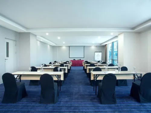 Platinum Hotel & Convention Hall Balikpapan Fasilitas Bisnis Photos