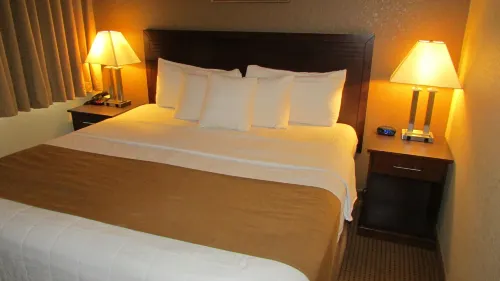 FairBridge Inn & Suites Chambres Photos