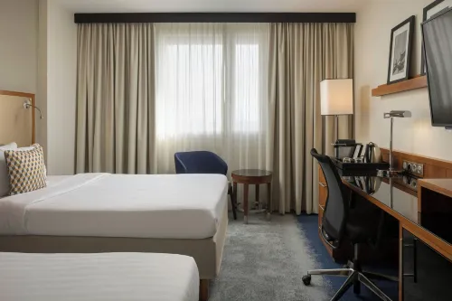 Courtyard by Marriott Toulouse Aéroport Chambres Photos