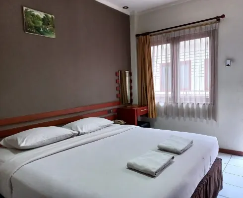 N Hotel Harmoni Jakarta Pusat Kamar Photos