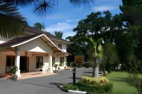 Resort Prima Cipayung Ngoại thất Photos