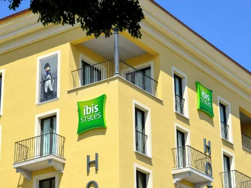 Ibis Styles Ajaccio Napoleon Exterior Photos