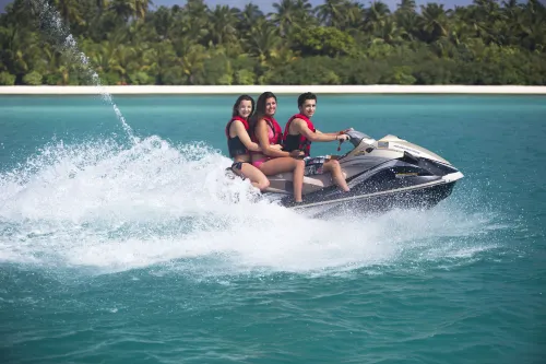 Medhufushi Island Resort Near Hotel Photos