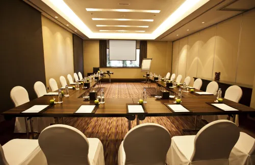 Amwaj Rotana Jumeirah Beach - Dubai Business Facilities Photos