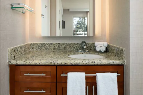 Sonesta ES Suites Carmel Mountain - San Diego Rooms Photos