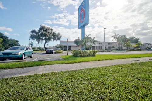 Motel 6 - Miami, FL – Miami International Airport Aree comuni Photos