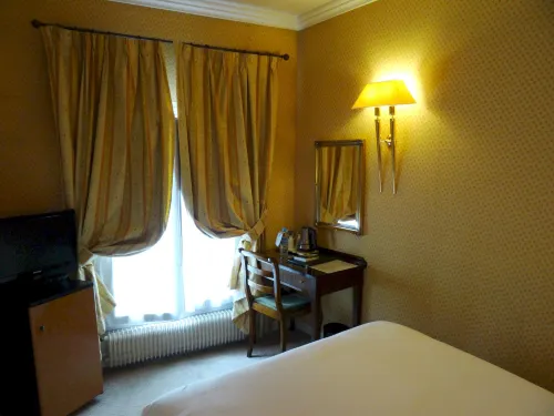 Hotel Ducs de Bourgogne Photos