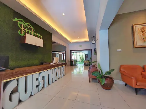 Shinta Guest House Area Publik Photos