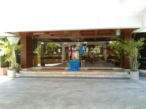 River Grand Hotel Esterni Photos