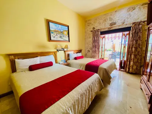Cancun International Suites Camere Photos